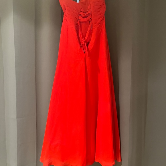 Corset back evening dress - Picture 2 of 2